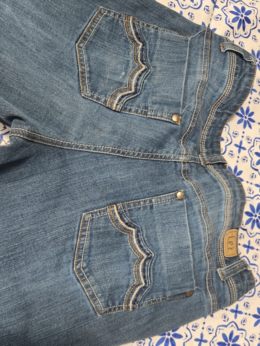 LEI Classic Ashley Trouble Juniors Deep Blue Skinny Jeans Sz 13 - Picture 3 of 7